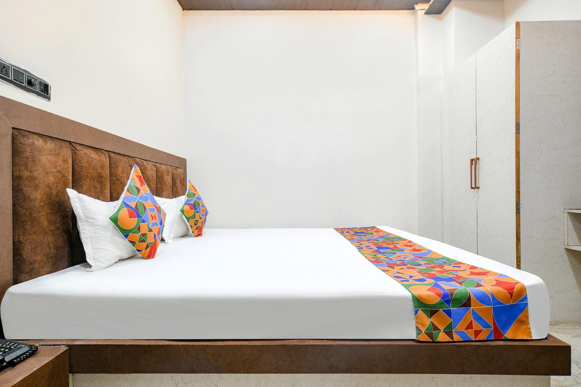 Fabhotel Shiva Grand Ujjain Exterior foto
