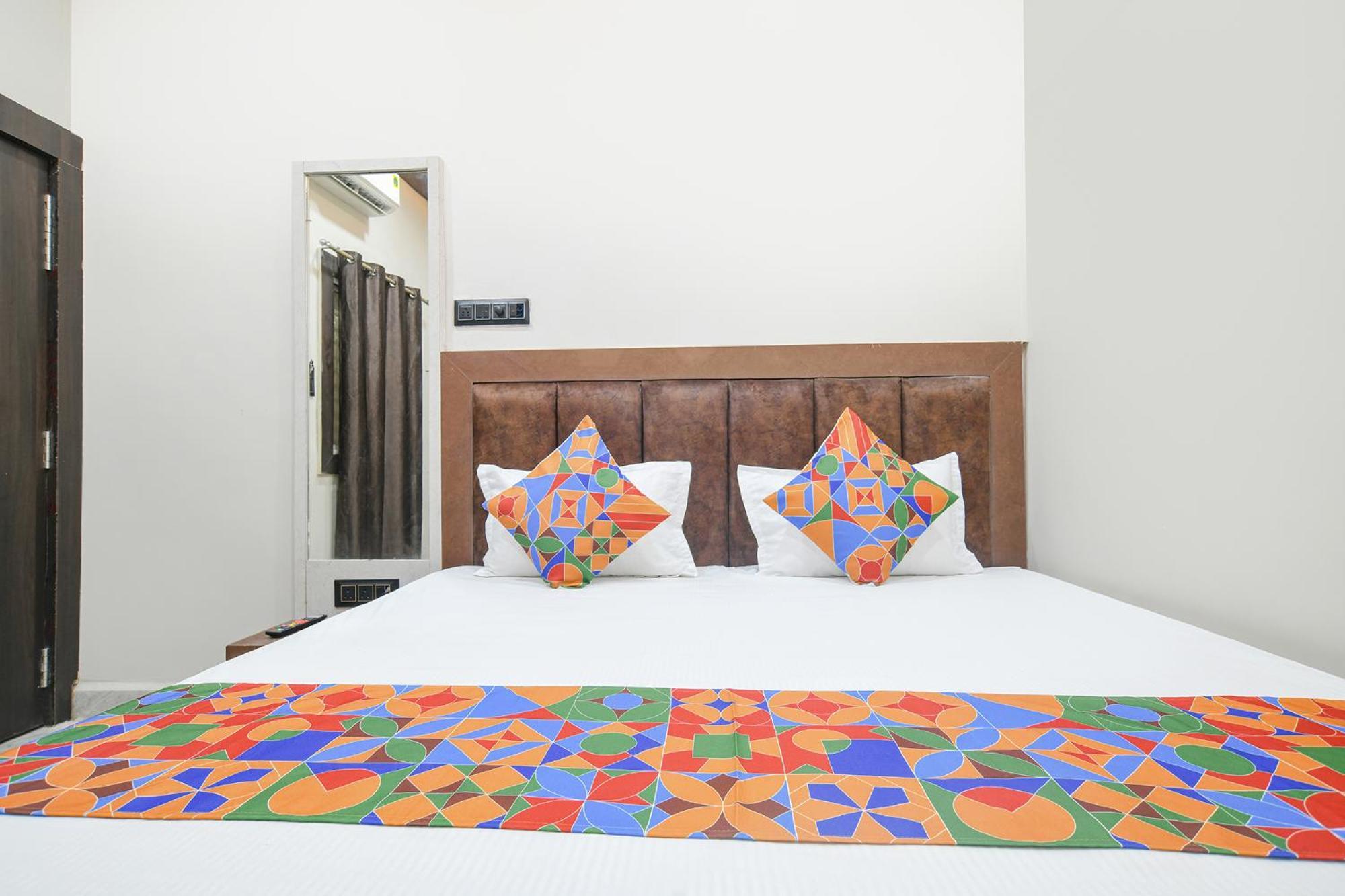 Fabhotel Shiva Grand Ujjain Exterior foto